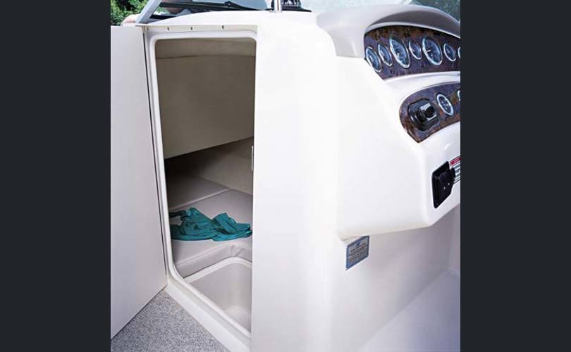 Sea Ray 270 Sundeck-kuva-15